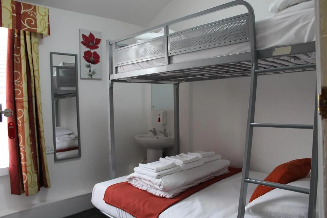 Backpackers Blackpool Hotel & Suites 2*,  United Kingdom