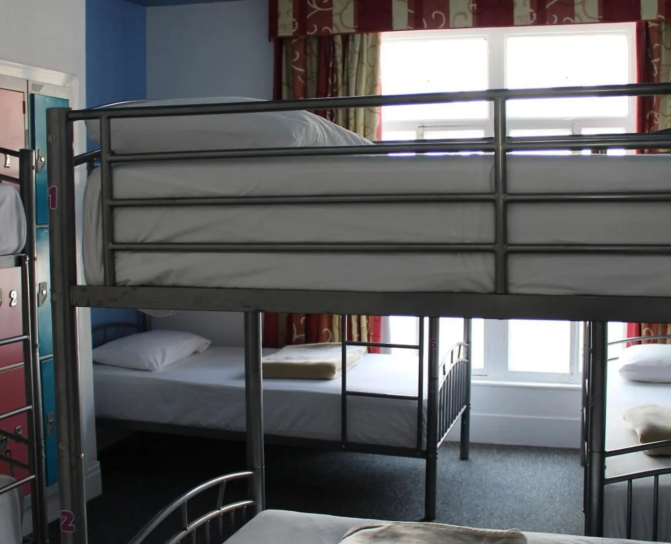 Backpackers Blackpool Hotel & Suites